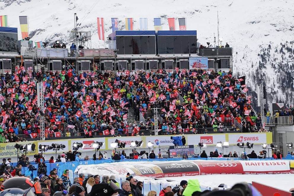 Tvöfaldur dagur á HM í alpagreinum