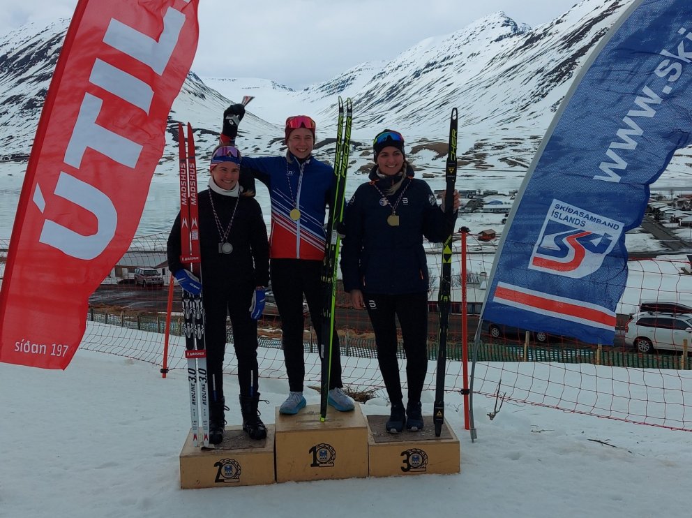 Efstu þrjár í kvennaflokki