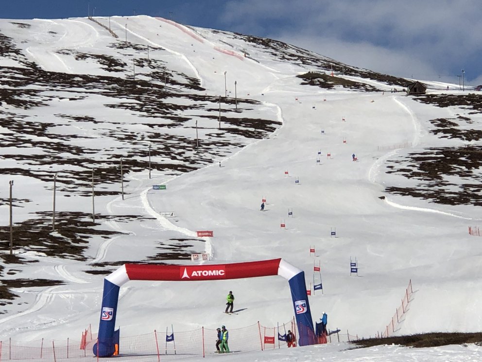 Aðstæður til skíðakeppni voru frábærar á Dalvík í dag