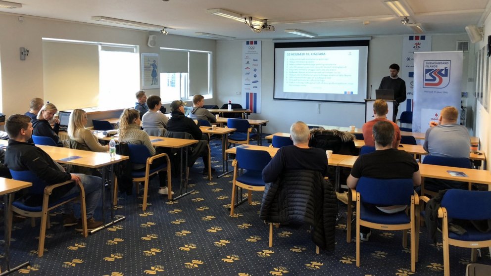 Þórarinn Alvar Þórinsson, verkefnastjóri þróunar- og fræðslusviðs ÍSÍ, flytur erindið