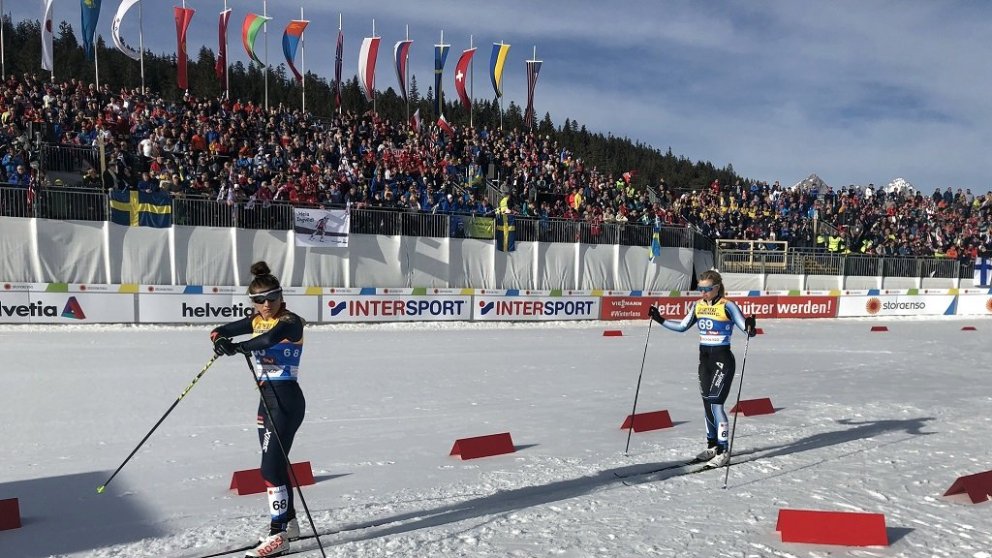 Kristrún Guðnadóttir með rásnúmer 69 á leið í startið í dag