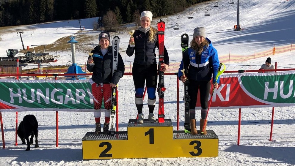 María á verðlaunpallinum í dag