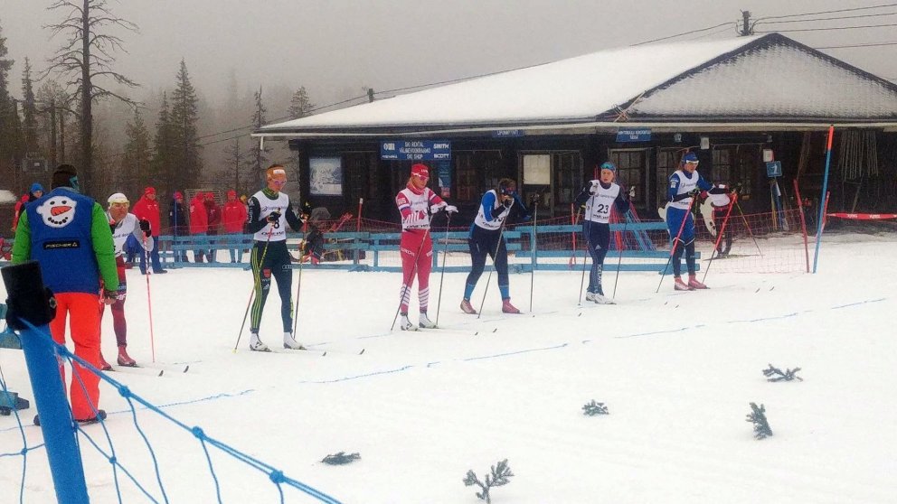 Kristrún Guðnadóttir, önnur frá hægri, á ráslínunni í dag fyrir úrslitin