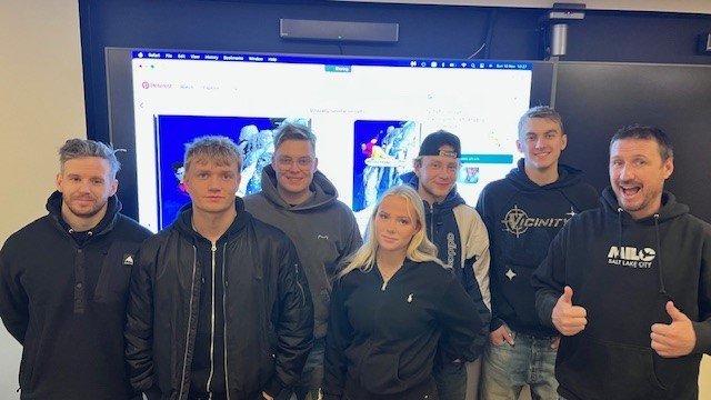 T.v. Aðalsteinn Valdimarsson formaður Snjóbrettanefndar, Ásgeir Bjarni Eyþórsson, Ásgeir Örn Jóhanns…