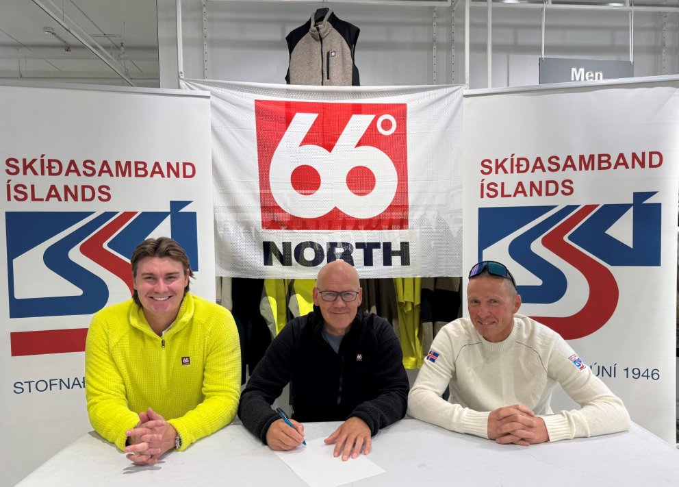 Sigurður Hauksson framkvæmdastjóri SKÍ, Haukur Þór Bjarnason landsliðsþjálfari alpagreina og Sigurðu…