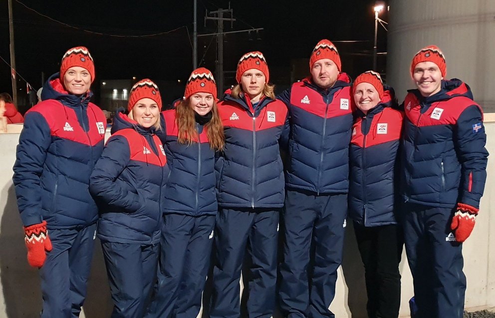 Allur íslenski alpagreinahópurinn á YOG 2020: Frá vinstri - Þórey Edda Elísdóttir ÍSÍ, Dagmar Ýr Sig…