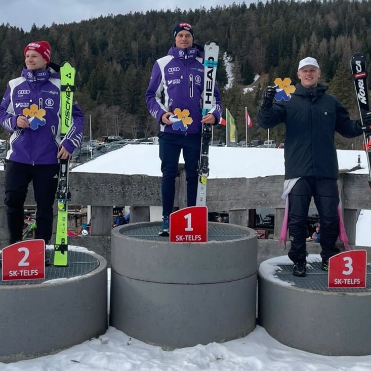 Gauti Guðmundsson í 3. sæti á alþjóðlegu svig móti í Austurríki